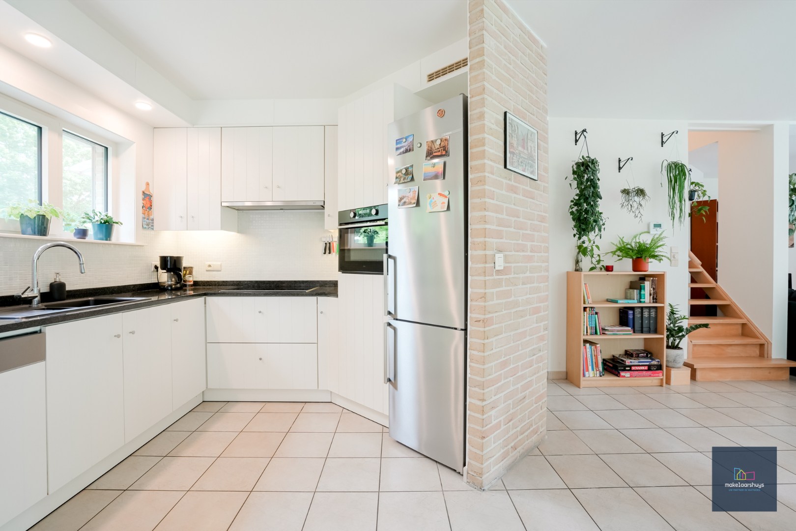 Ruime en  instapklare halfopen bebouwing met tuin 