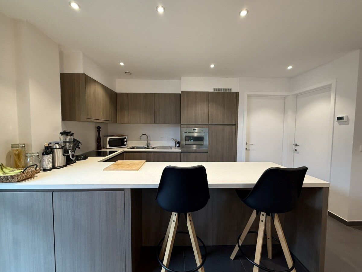 NIEUWE PRIJS! Appartement met 2 slaapkamers 