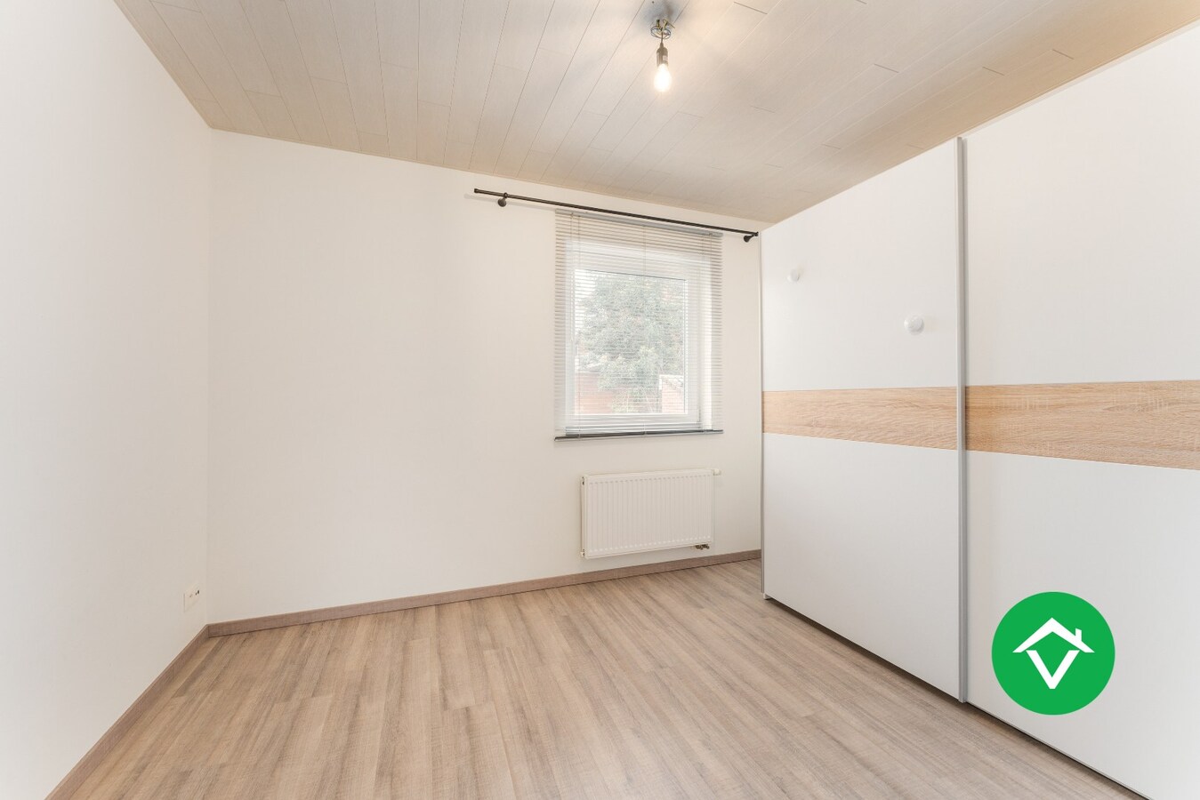 Instapklare gezinswoning met 3 slaapkamers op toplocatie nabij het centrum van Koekelare 