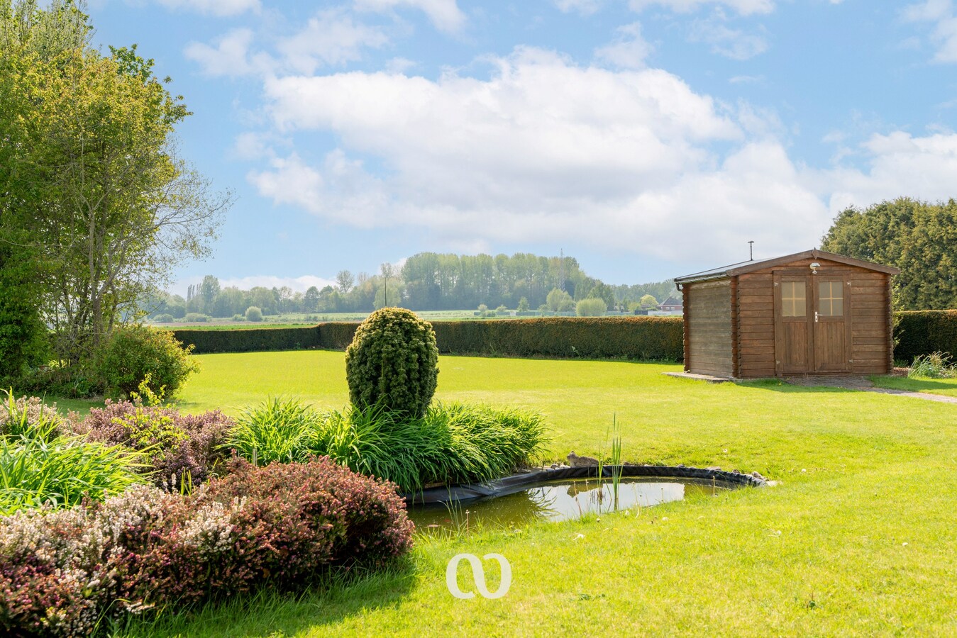 Prachtig gelegen gezinswoning met tuin en uitzicht in het centrum van Etikhove 