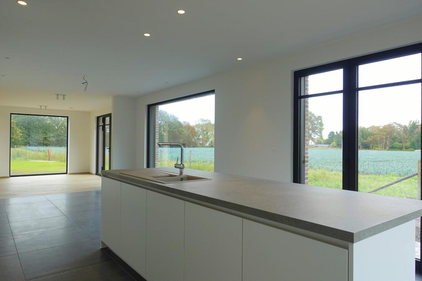 Prachtige nieuwbouw villa met landelijk zicht 