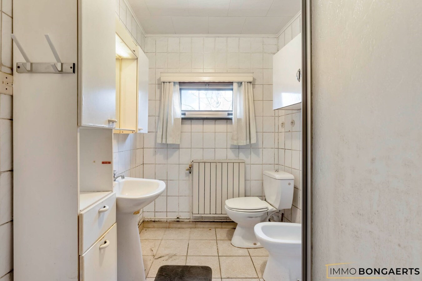 Ruime woning met vier slaapkamers 