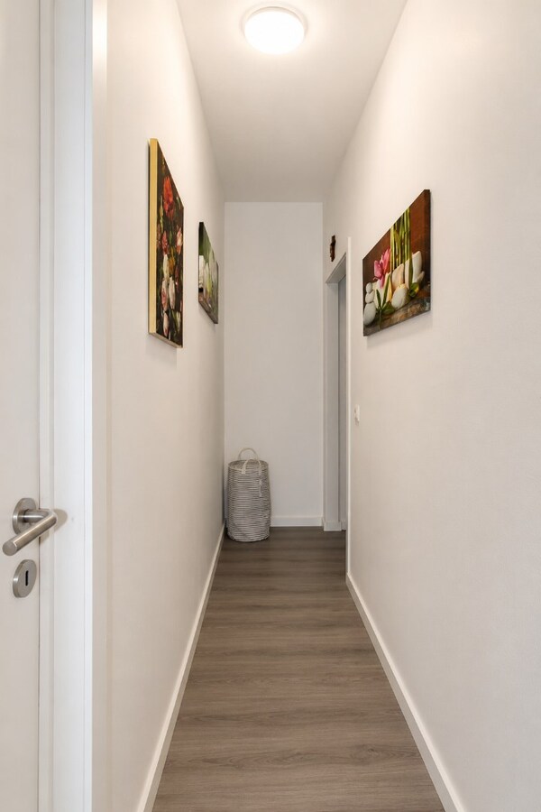 Te koop: Gezellige stadswoning met 5 slaapkamers en diepe tuin op centrale ligging Sint-Niklaas! 