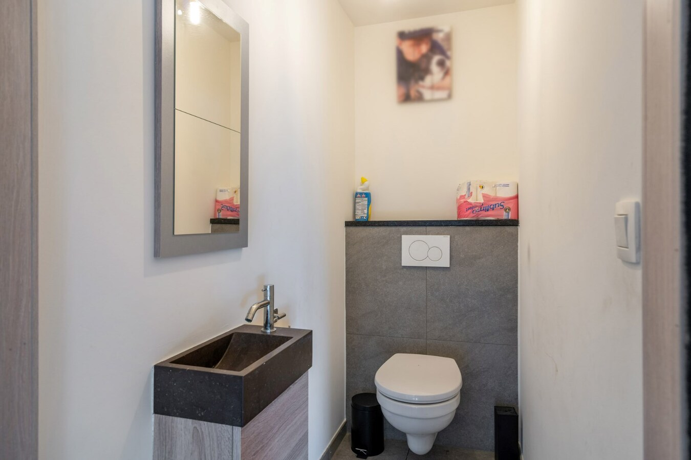 Modern 2 slaapkamer appartement met ondergrondse parkeerplaats. 