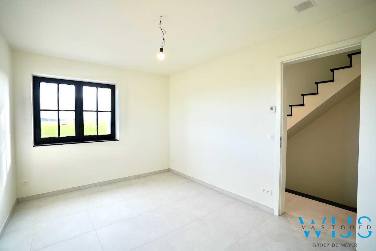 Zeer ruime nieuwbouw op 510m² te ASSENEDE/BASSEVELDE! 