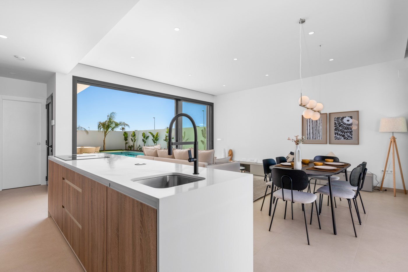 Nieuwbouw villa met 3 slaapkamers en privé zwembad  - Los Alcazares 