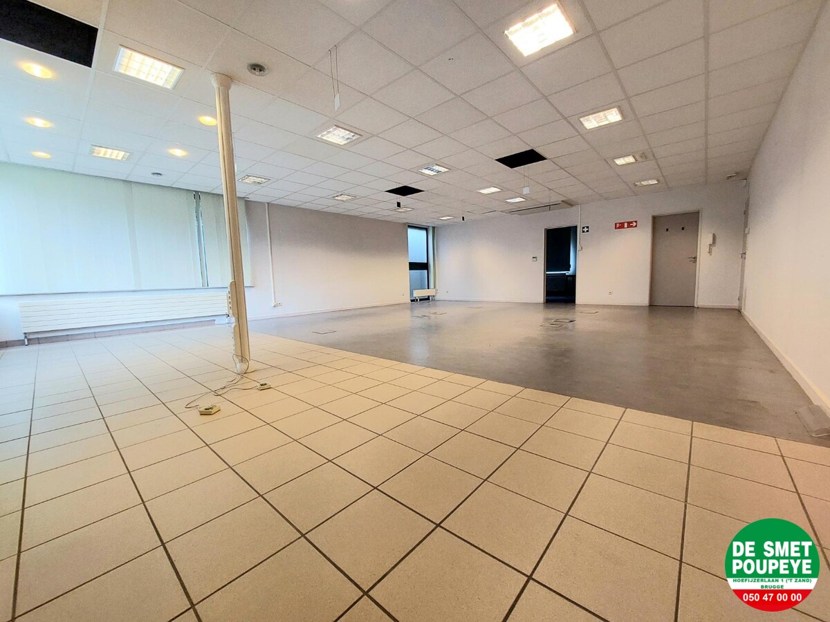 Kantoor, winkel, praktijk, showroom,... 