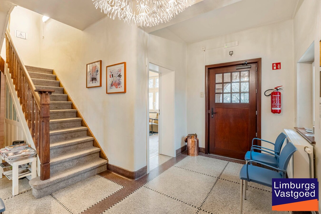 Woonhuis met  praktijkruimte te Waterschei, op een perceel van 6a80ca te Genk 