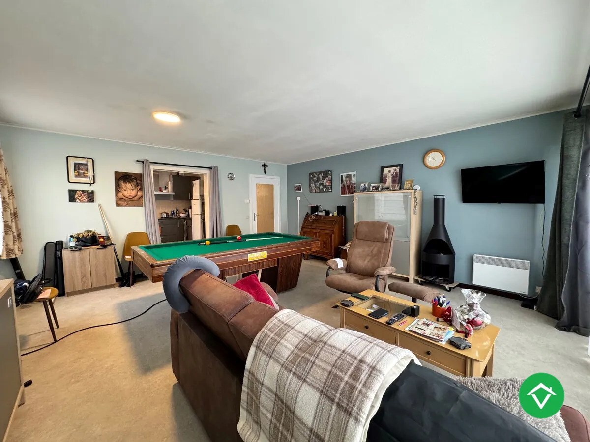 Appartement met 2 slaapkamers en garage in centrum Koekelare 