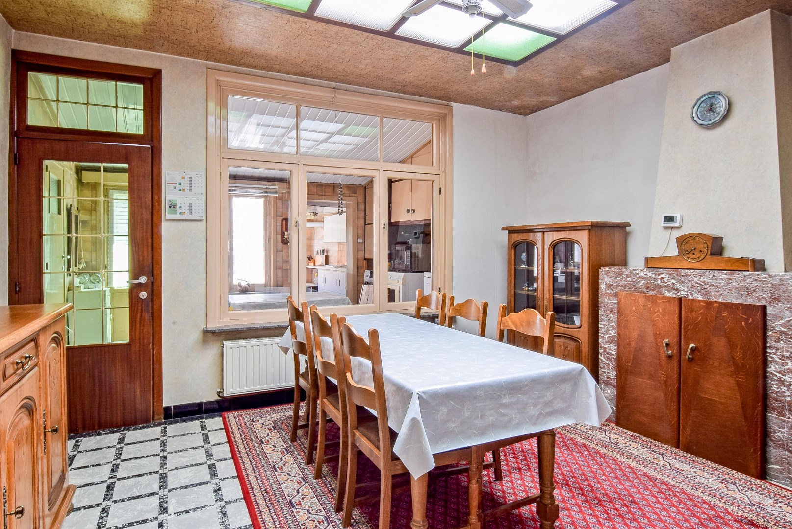 Karaktervolle woning (te renoveren)met 4 slaapkamers en tuin in hartje Nieuwpoort op 170 m². 