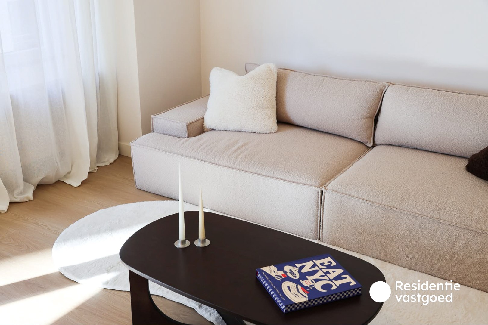 Ruim en volledig gerenoveerd appartement op topligging in Oostende 