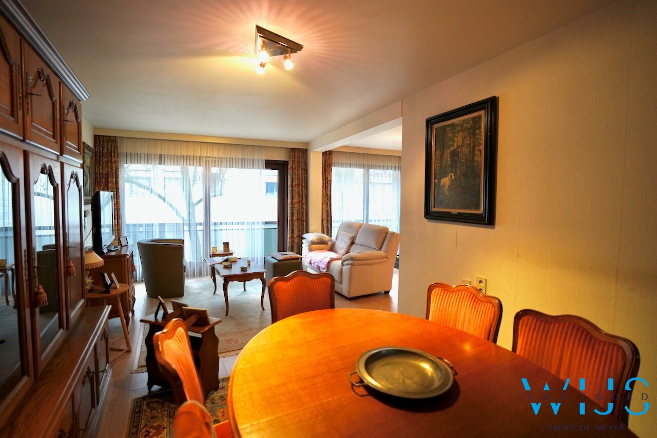 Praktisch appartement met 2 slaapkamers in hartje Evergem ! 