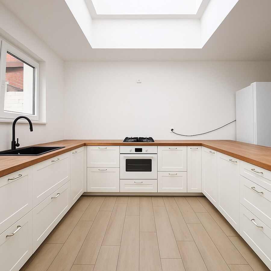 Te koop: Instapklare woning met optie tot drie slaapkamers, zuid gerichte stadstuin én EPC label B in het hart van Sint-Niklaas! 