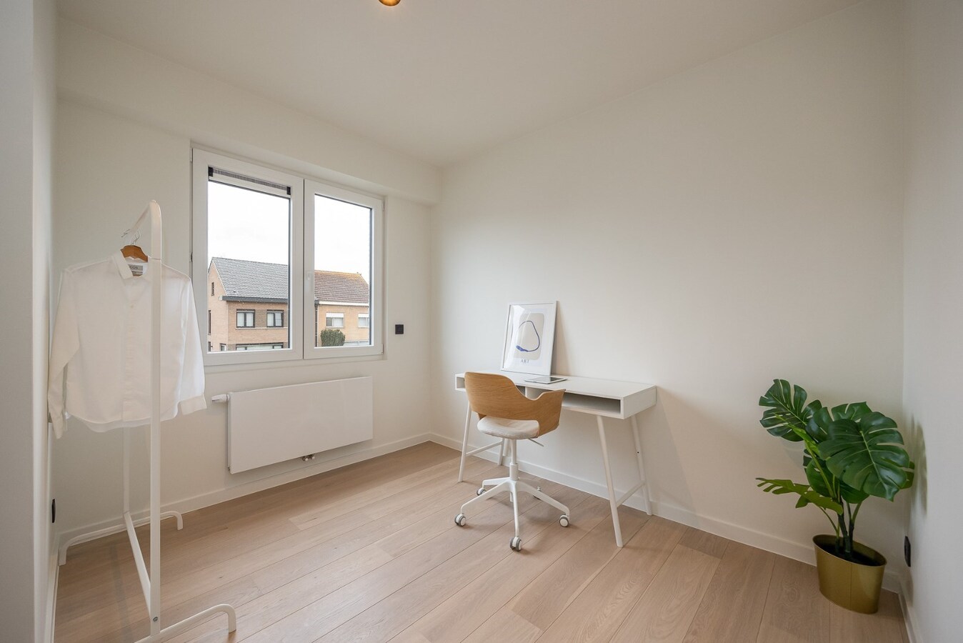 Volledig gerenoveerde HOB op een toplocatie te Kapellen! 