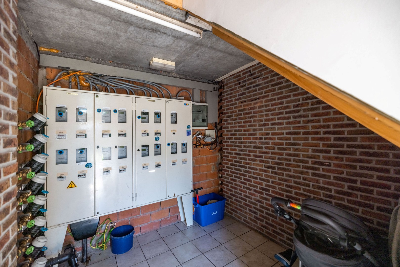 Lichtrijke studio met parkzicht te Sint-Amandsberg 