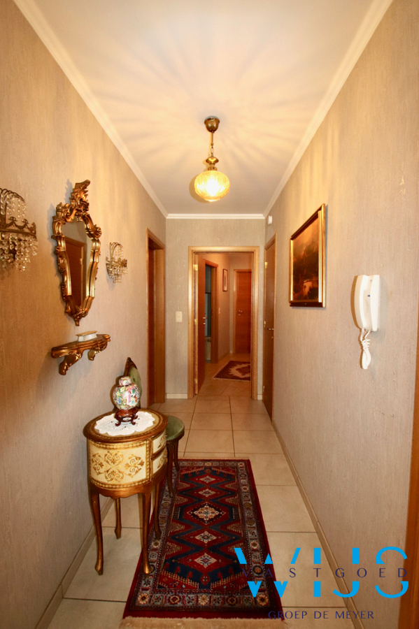 Prachtig gelijkvloers 2 slaapkamerappartement van 119m² te ERTVELDE ! 