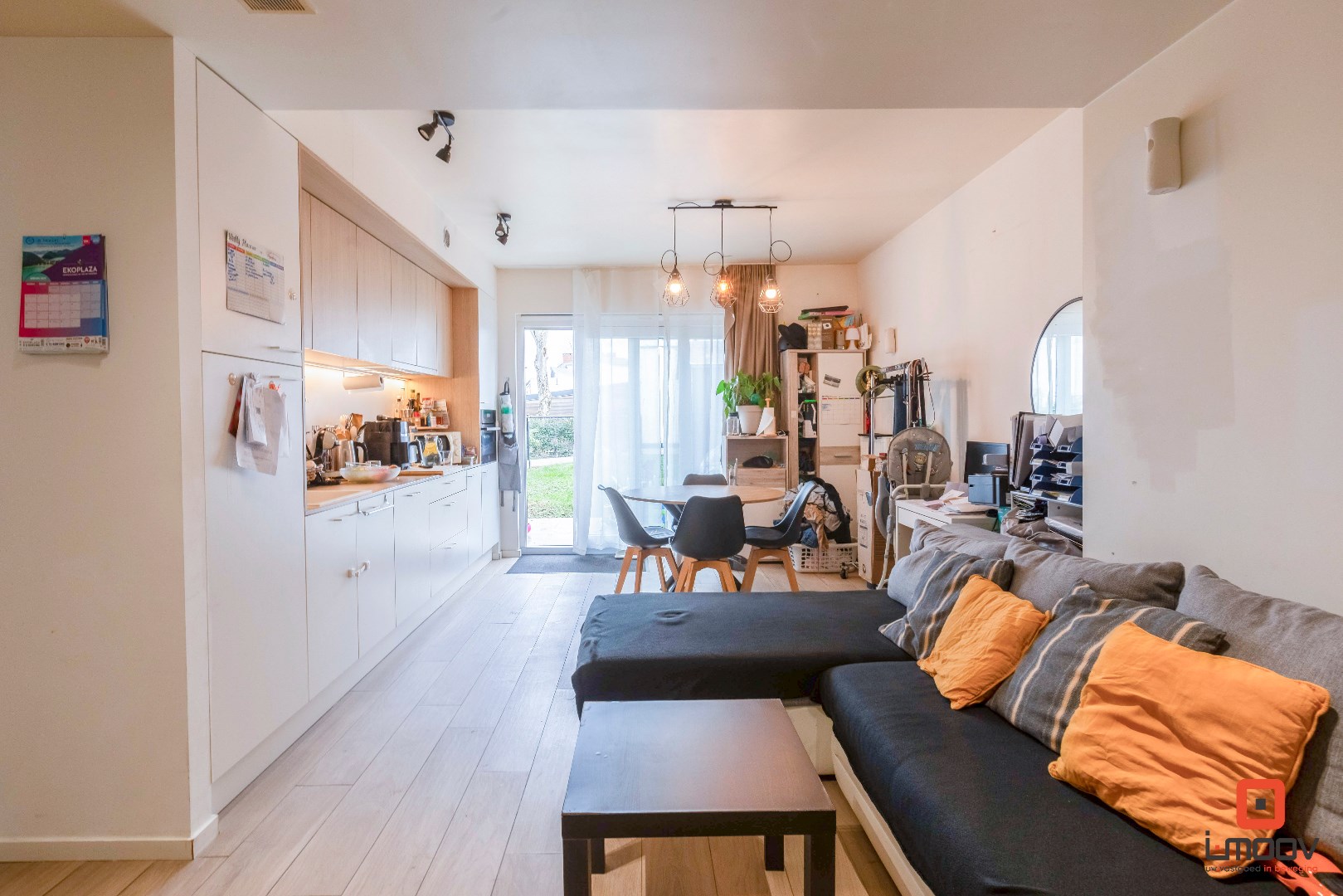 Gerenoveerd appartement met eigen tuin op gunstige locatie! 