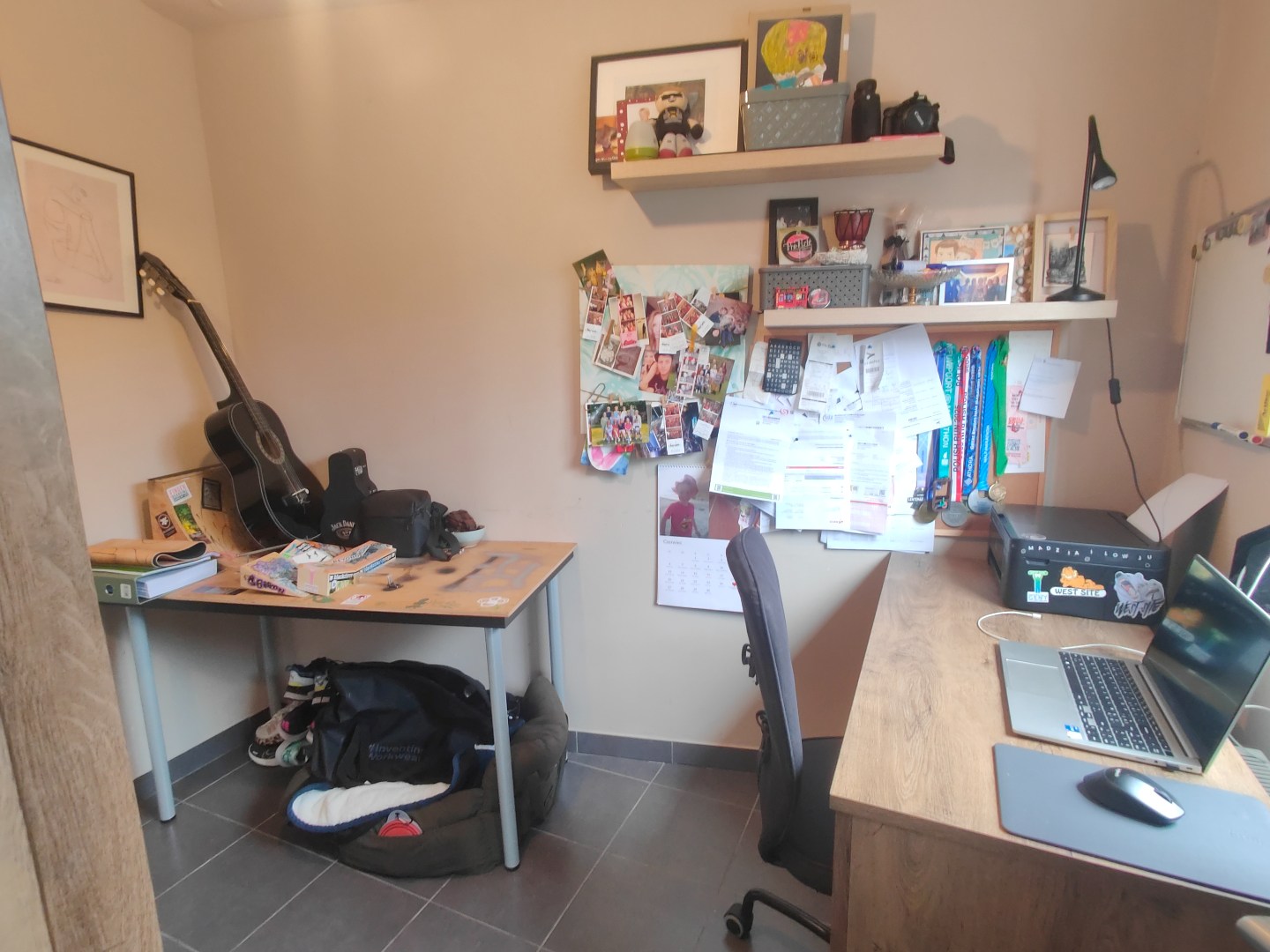 Verzorgd appartement met 2 slaapkamers en garage 