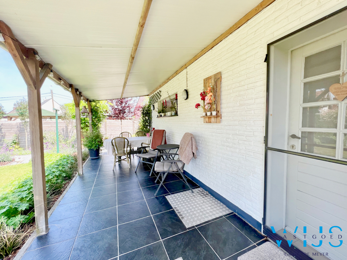 Prachtige alleenstaande woning op een aangenaam perceel van 1060m² in Doornzele ! 