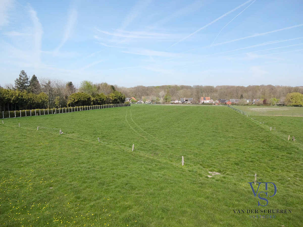 Uitzonderlijke bouwgrond in Dikkelvenne. 