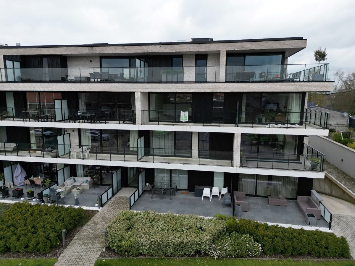 Appartement met één slaapkamer en autostaanplaats in rustige residentie! 