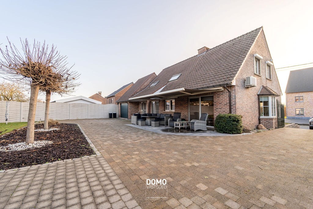 WARME GEZINSWONING VAN 262 M² MET PRACHTIGE TUIN IN HARTJE KORTESSEM 