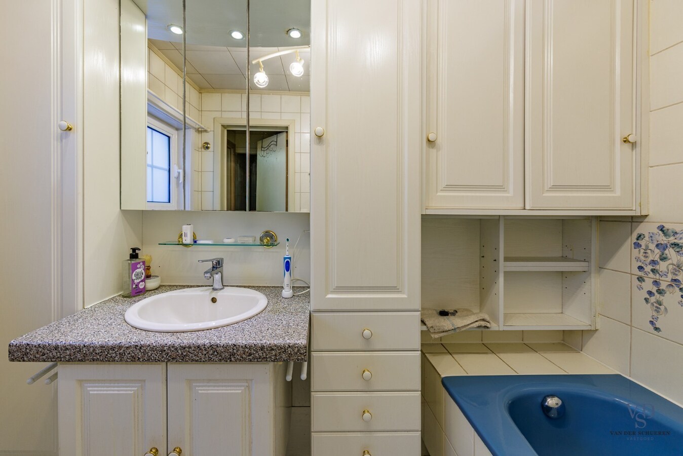 Degelijke stadswoning. 