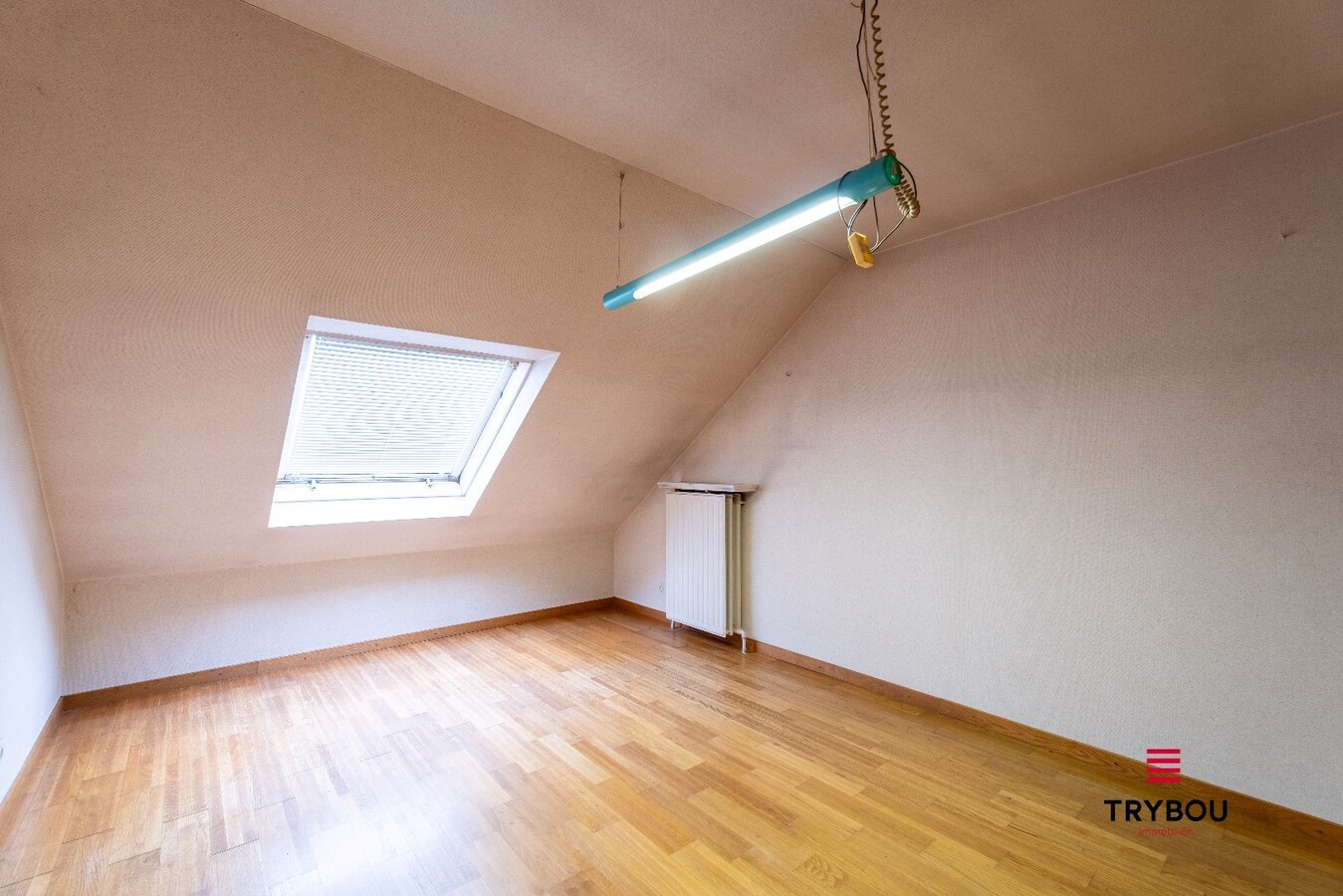 Ruime gezinswoning met grote tuin en centrale ligging 