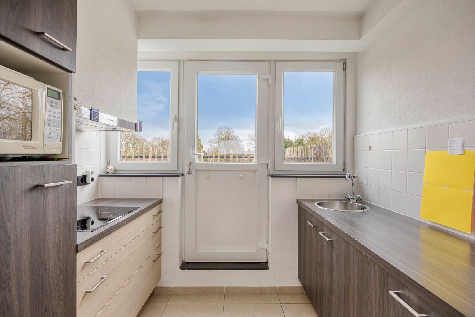 Instapklaar duplex appartement met 2 slpk. in het centrum van Sint-Jozef-Olen 