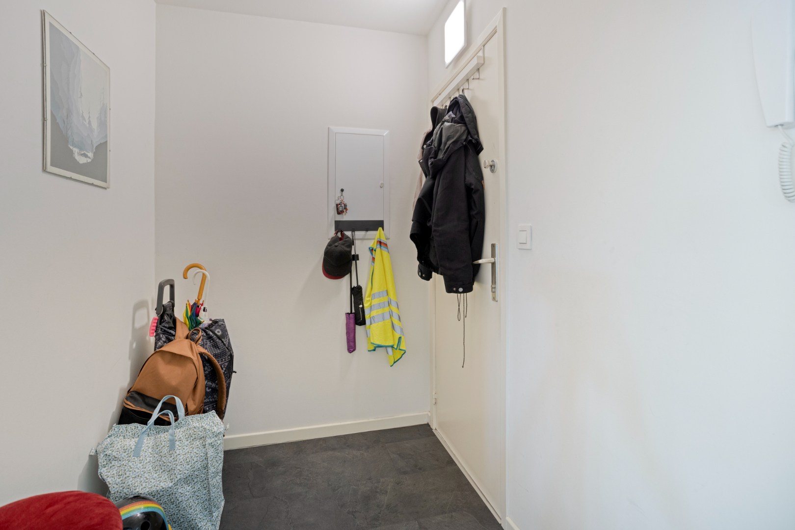 Gunstig gelegen gerenoveerd appartement met 2 ruime slaapkamers en groot terras vlakbij Leuven - EPC 186 kWh/m² - bewoonbare oppervlakte 104 m² 
