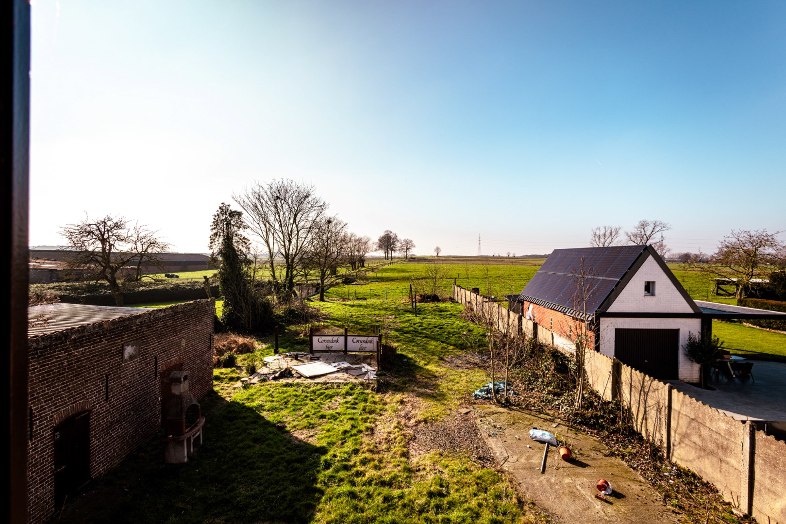 Te renoveren / herop te bouwen pand op 1.041 m² met zicht op achterliggende weilanden te Ronsele 
