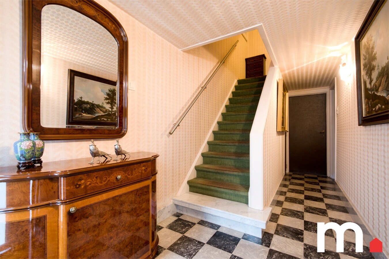 Instapklare woning met 4 slaapkamers te Izegem nabij het centrum! 