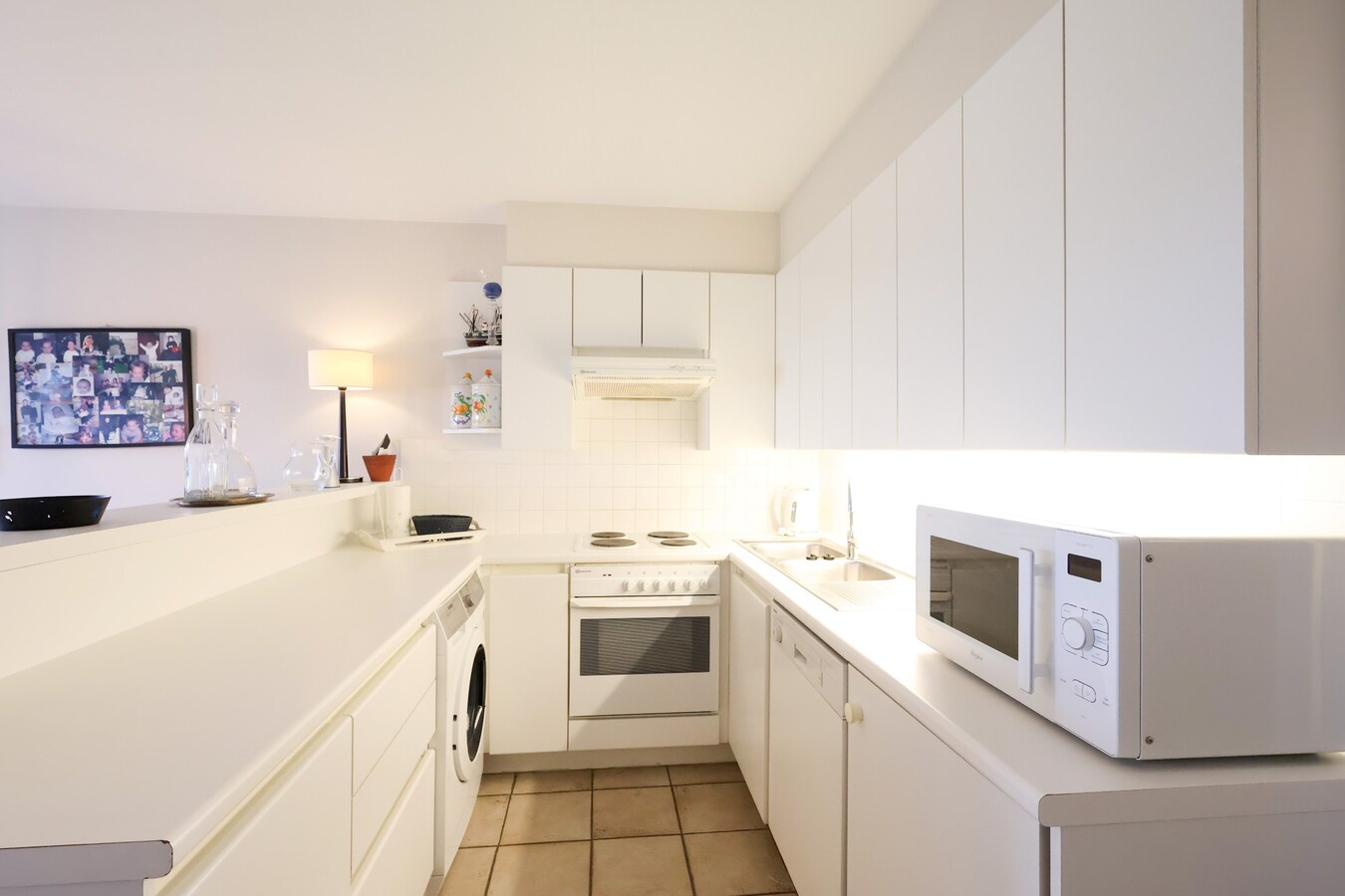 Instapklaar gelijkvloers appartement op wandelafstand van de Zeedijk en het strand! 