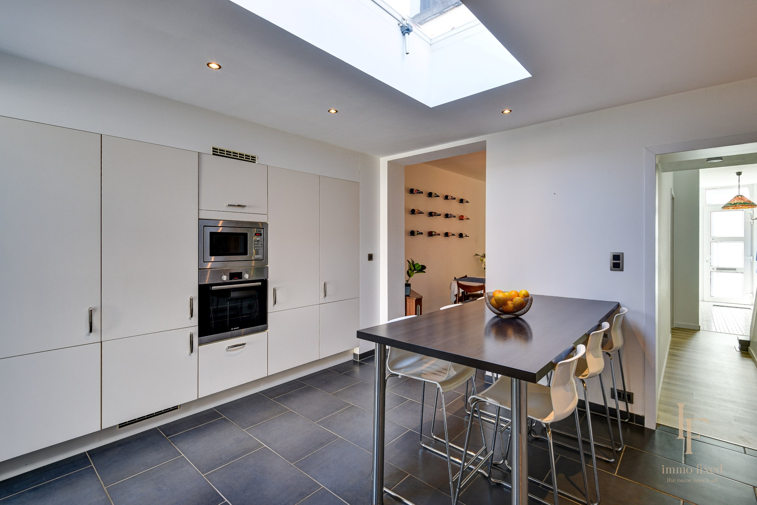 Gerenoveerde rijwoning met 2 slaapkamers in Schoten! 