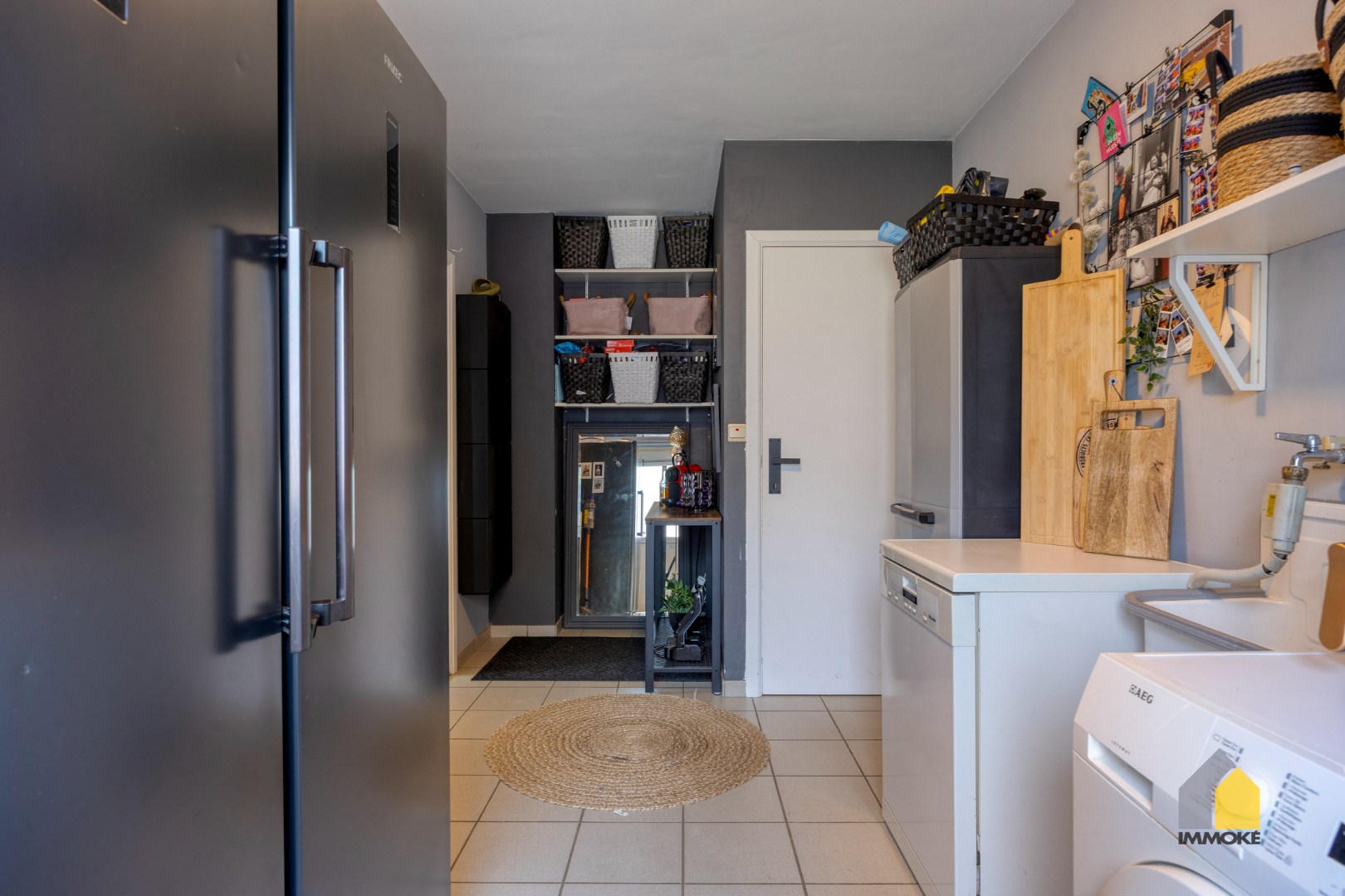 Energiezuinige, halfvrijstaande woning op 2a 82ca met 3 slpk, mooie tuin en carport. 