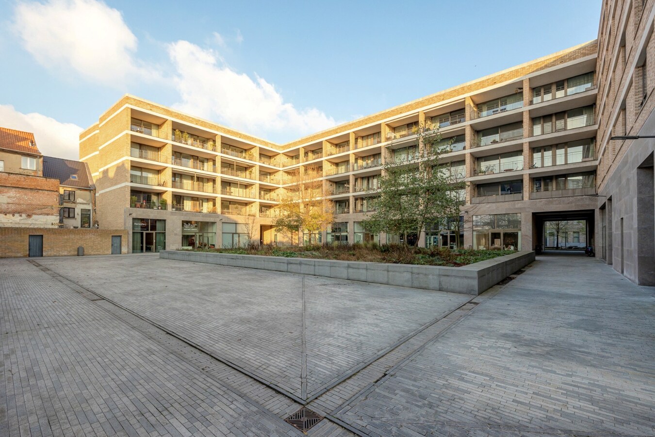 Modern appt met 2 slpk en ruim terras nabij 't Eilandje! 