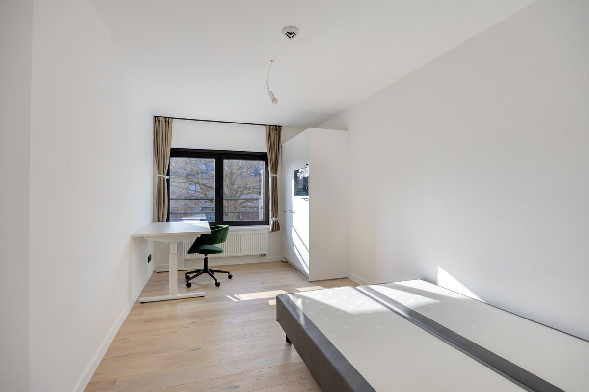 Volledig gerenoveerd en gemeubelde studentenkamer met privé badkamer en tuin - EPC A! 