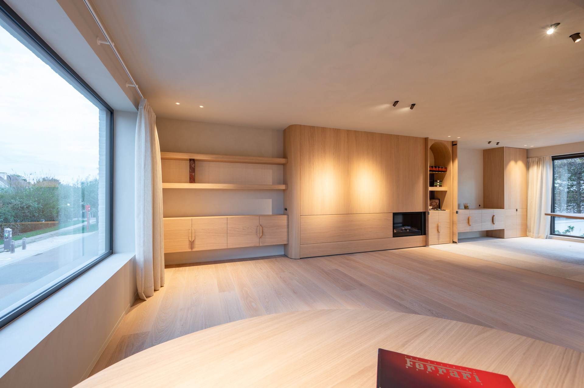 Luxe, comfort kortom een prachtig gerenoveerde woning in hartje Knokke. 