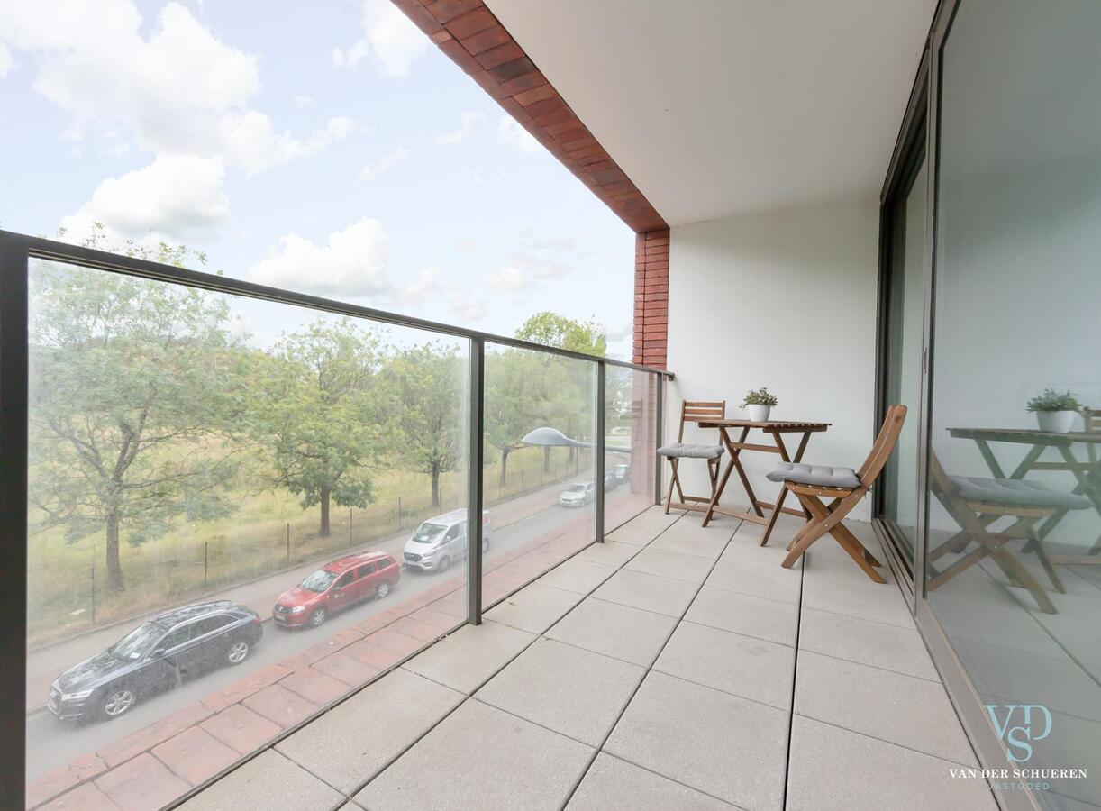 Hip, luxueus én ruim 1-slp-appartement. Met een uniek terras ! 