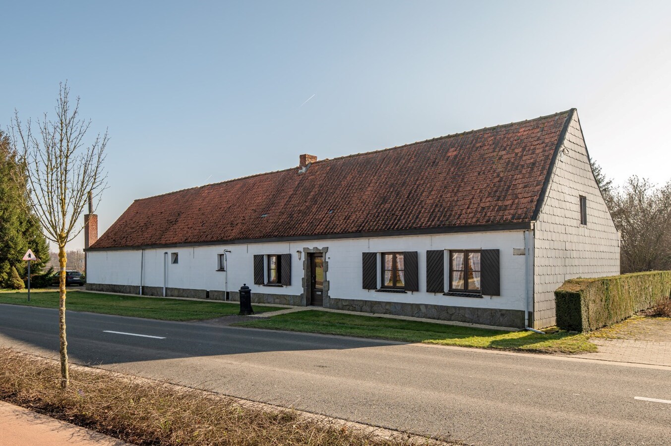 Authentieke hoeve met bijgebouw op 52 a 84 ca 