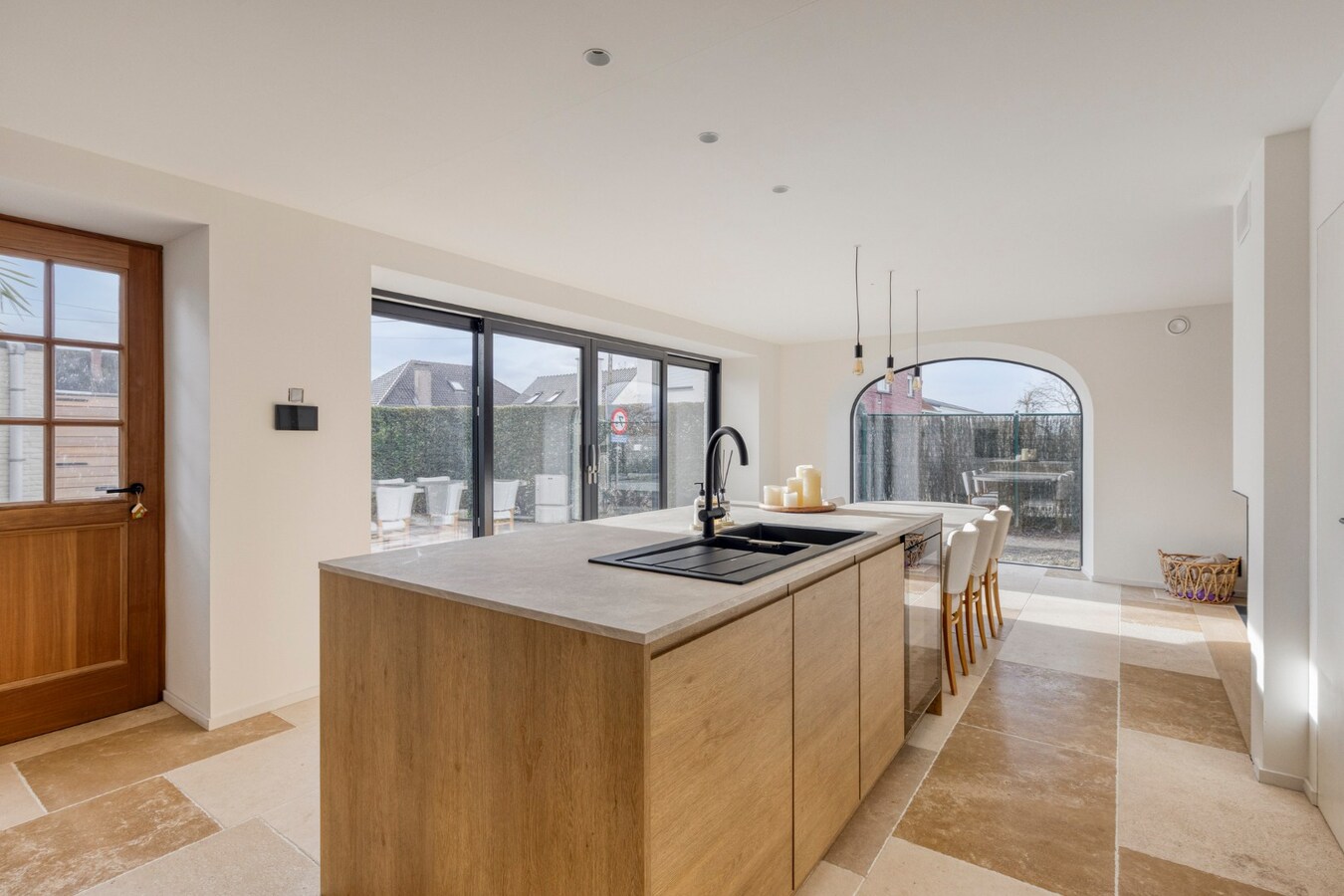 Instapklare alleenstaande woning (EPC A) met 3 slaapkamers en zuidgerichte tuin in Vichte 