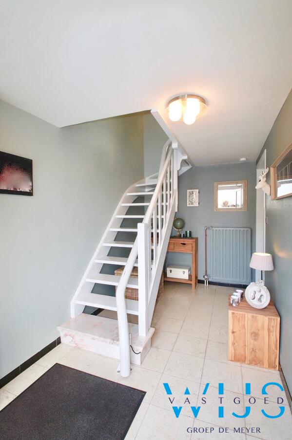 Instapklare Bel-étage in het centrum van Ertvelde! 