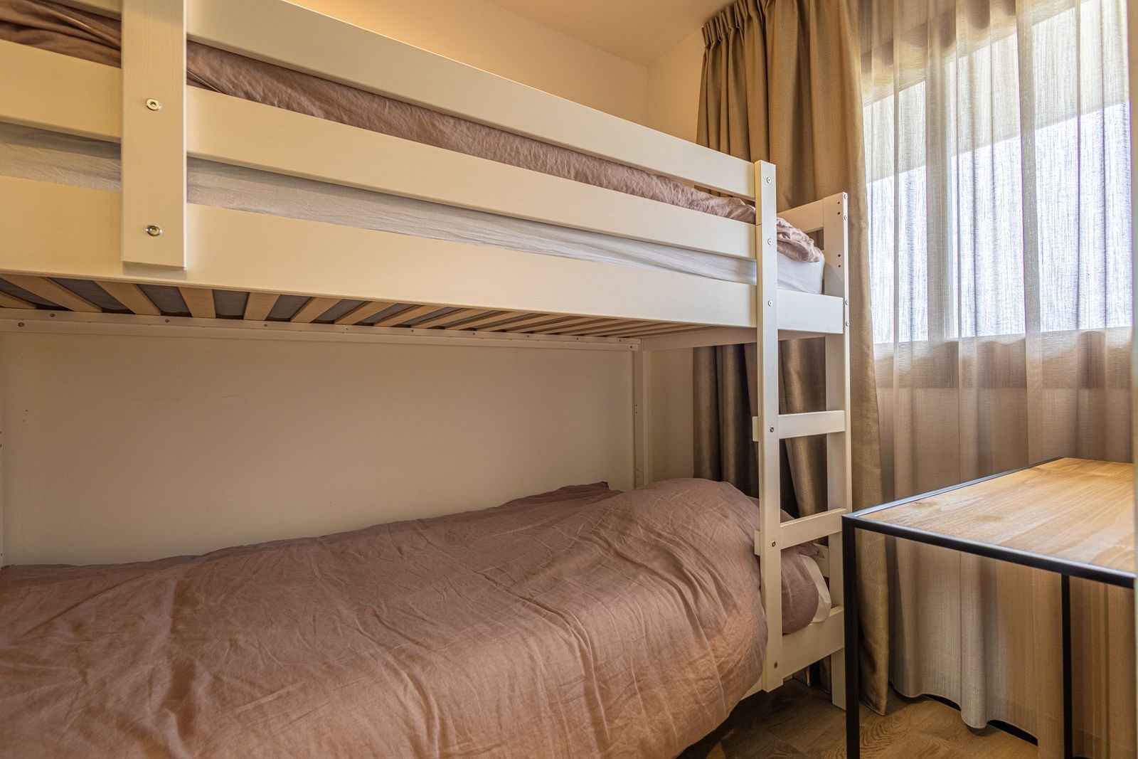Hacienda el Sueño - Elegante 3-Slaapkamer Appartement met Panoramisch Terras, Zeezicht en Toeristenhuurlicentie 