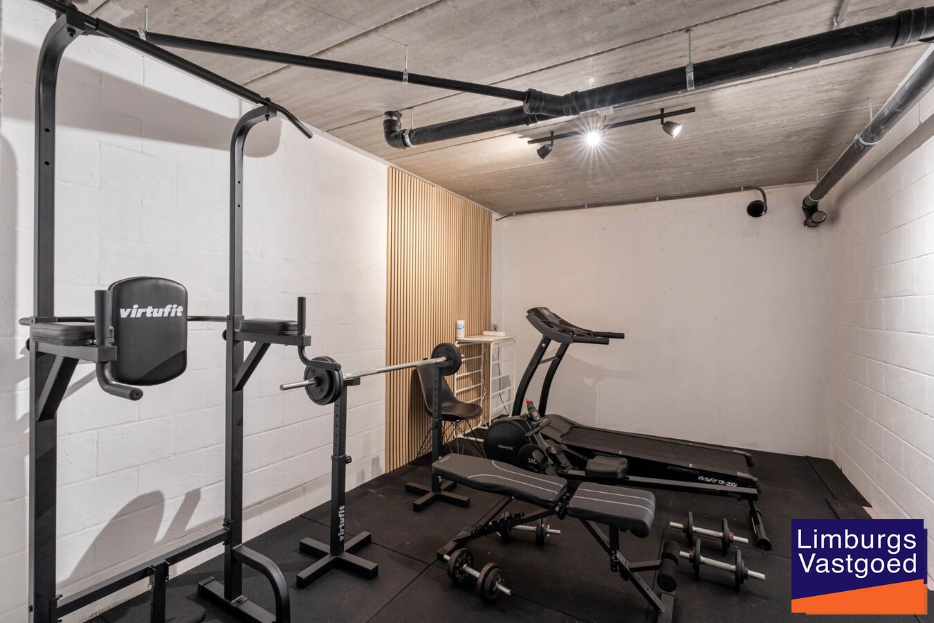 Hoogwaardig afgewerkte gezinswoning, 4 slpk, op 48a23ca, nabij centrum 