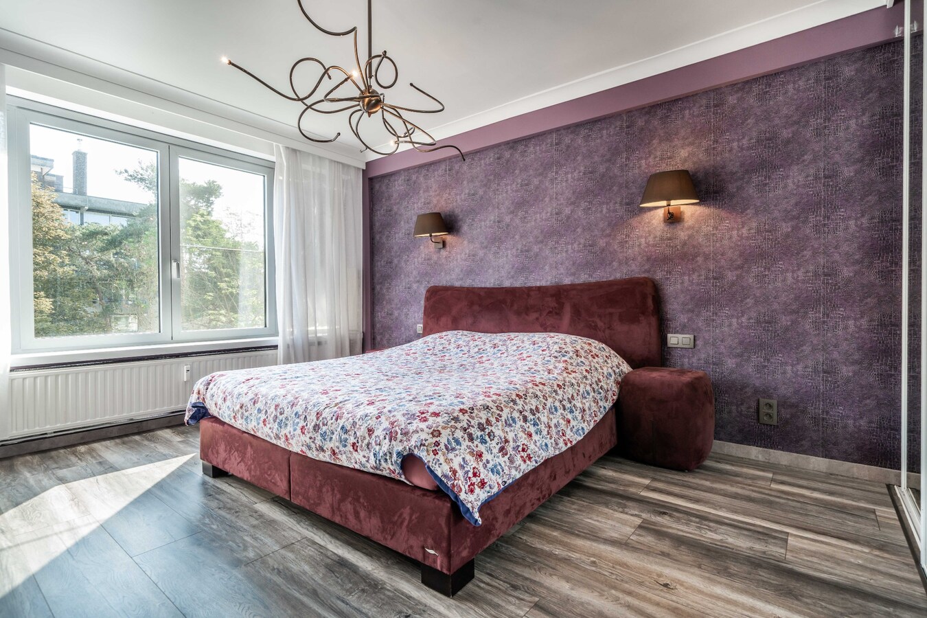 Ruim appartement (125 m²) met 3 grote slaapkamers. Centrum Genk! 