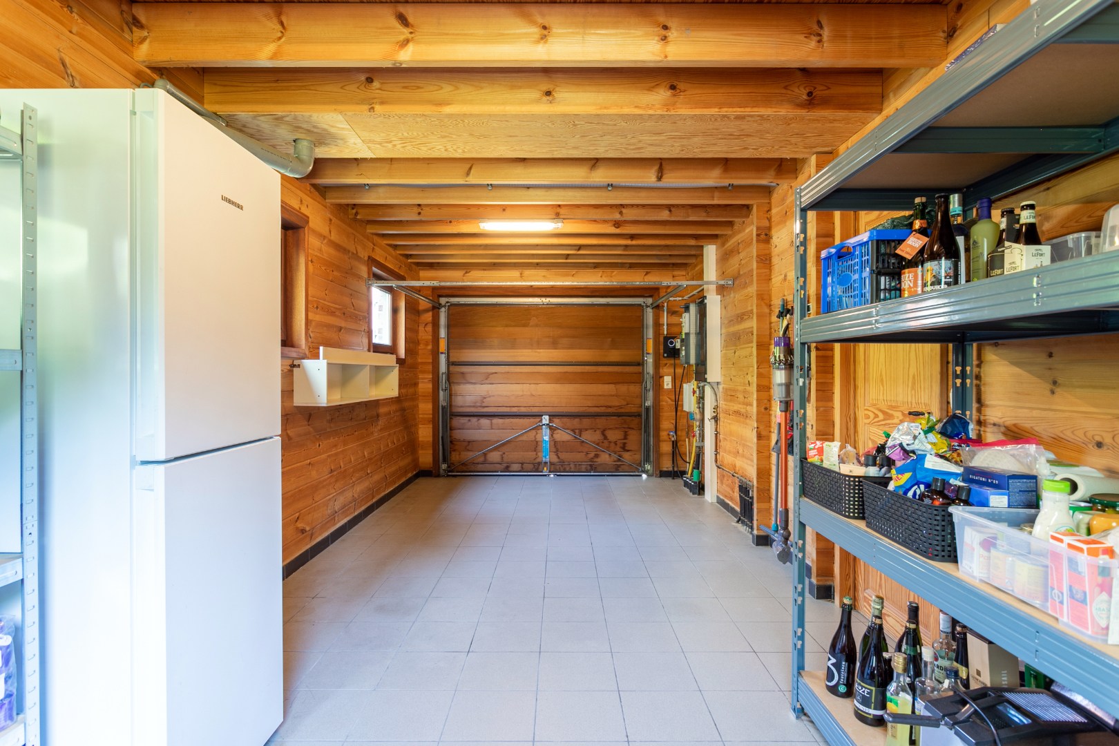 Verzorgde 4-gevelwoning met 2 slpk en garage te Halle op 6a74ca 