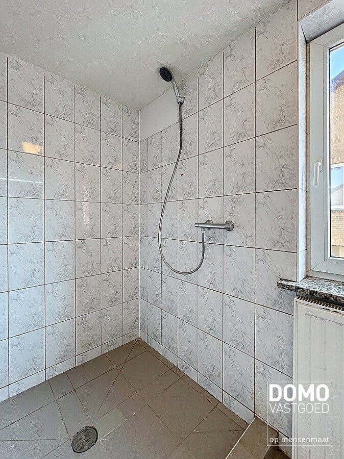 DUPLEXAPPARTEMENT MET TERRAS TE STOKROOIE 