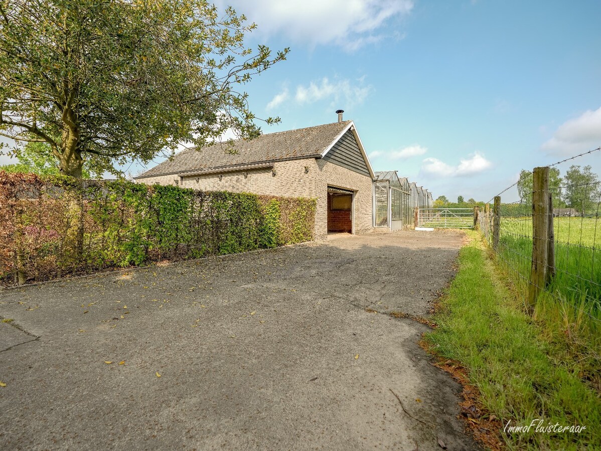 Vrijstaande woning met aparte garage op ca. 4.319 m2 te Lier (Mogelijkheid tot aankoop aanpalende bouwgronden) 