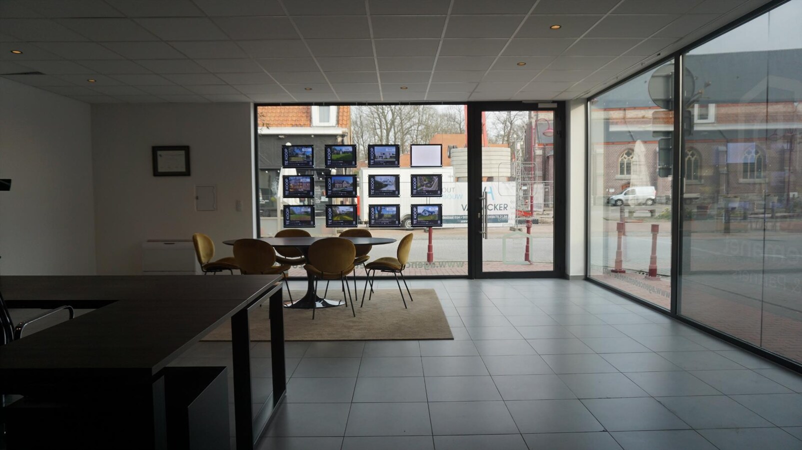 Winkel/kantoorruimte centrum Merendree 