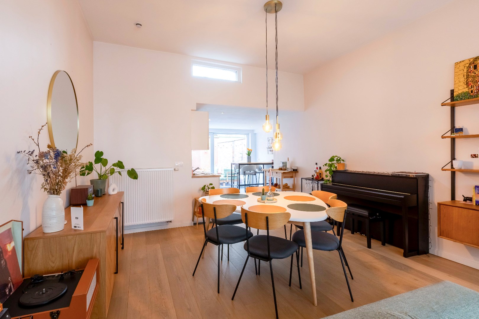 Instapklare woning met 3 slp. en terras te Sint-Amandsberg 